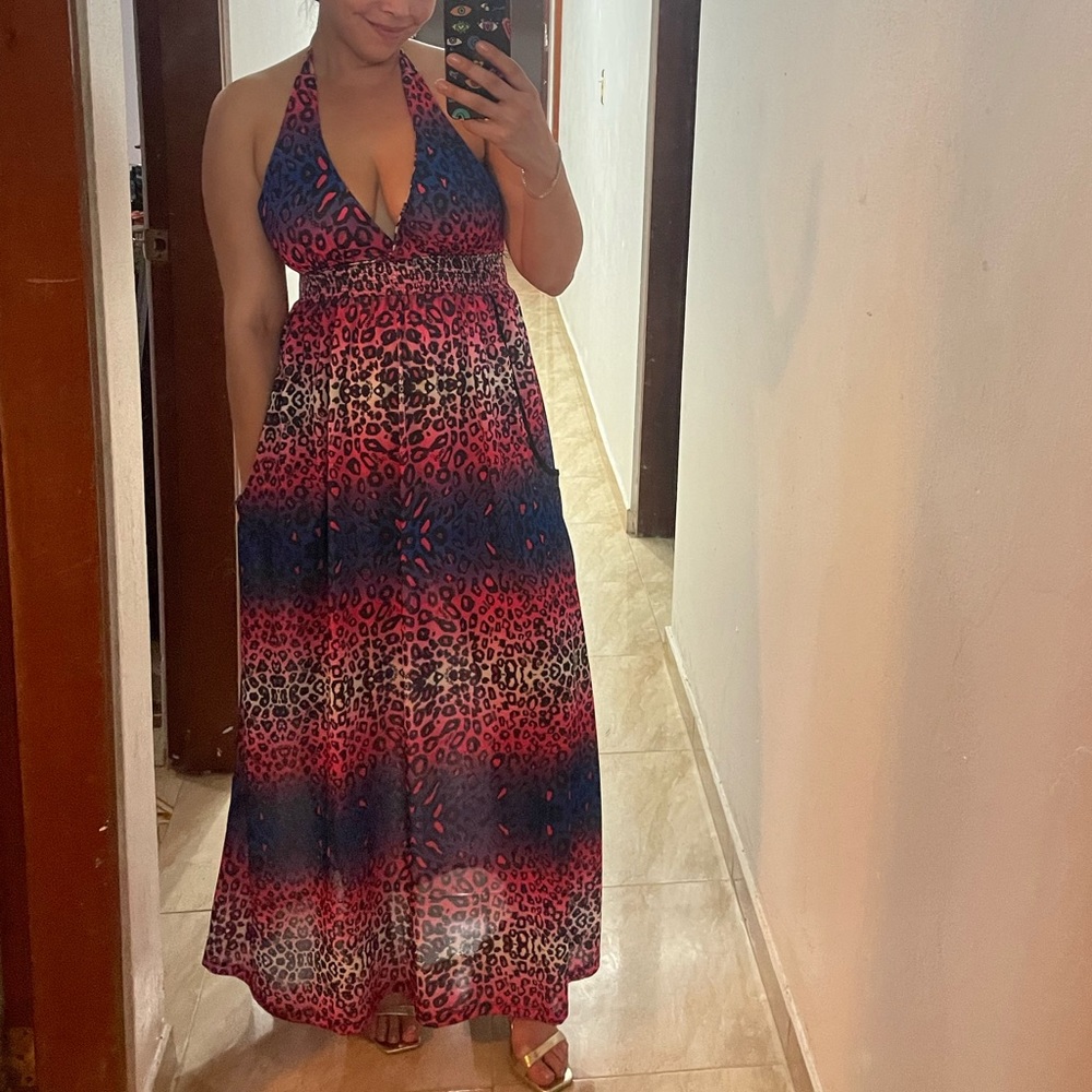 Beautiful summer dress whit pockets